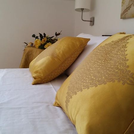L'Insolita Reggia Caserte Extérieur photo