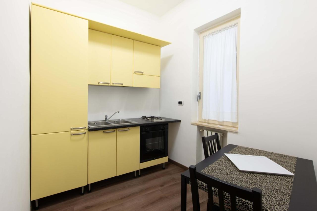 L'Insolita Reggia Caserte Extérieur photo
