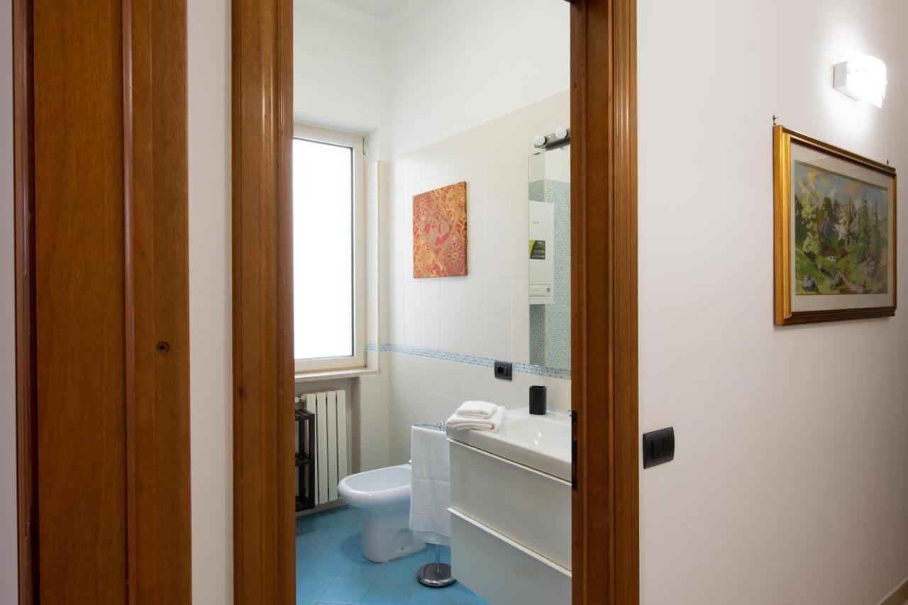 L'Insolita Reggia Caserte Extérieur photo